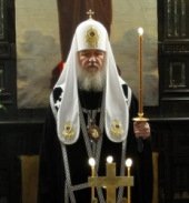 Святейший Патриарх Кирилл: Вспоминая молитвенно тех, кто погиб, мы одновременно помним и о живых