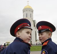 Святейший Патриарх Кирилл принял участие во Всероссийской духовно-патриотической акции «Георгиевский парад — дети победителей»