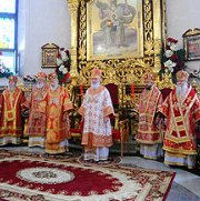 Предстоятель Русской Церкви возглавил служение Божественной литургии в Спасо-Преображенском соборе г. Донецка