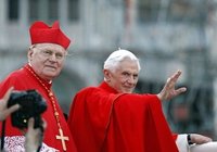 После назначения кардинала Сколы архиепископом Миланским его стали рассматривать как возможного «papabile»