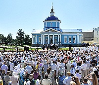 Слово Святейшего Патриарха Кирилла на площади перед храмом Рождества Богородицы в поселке Кемля