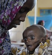 Исламисты препятствуют оказанию гуманитарной помощи гибнущим от голода жителям Сомали Исламисты препятствуют оказанию гуманитарной помощи гибнущим от голода жителям Сомали