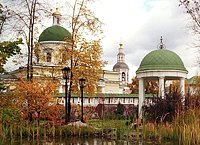 Предстоятель Русской Церкви совершил Божественную литургию в Троицком соборе Свято-Данилова монастыря