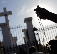 На Мальдивах христианин подвергся аресту за хранение Библии и чёток