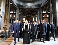 Святейший Патриарх Кирилл ознакомился с ходом строительства храма свв. Космы и Дамиана в Калининграде