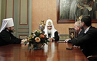 Святейший Патриарх Кирилл встретился с руководством Благотворительного фонда имени святителя Григория Богослова