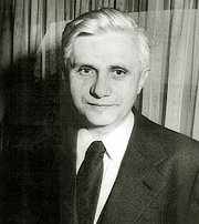 В 1960-е годы восточногерманская разведка Штази с помощью католического священника следила за будущим Папой Римским