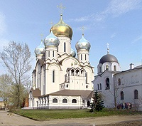 Святейший Патриарх Кирилл совершил Божественную литургию в Зачатьевском монастыре