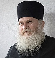 Игумена Ефрема посетил Архиепископ Синайский