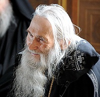 Патриаршее поздравление схиархимандриту Илию (Ноздрину) с 80-летием со дня рождения
