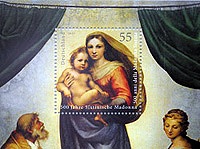 Ватикан и Германия совместно выпустили серию марок, посвященных 500-летию Сикстинской Мадонны
