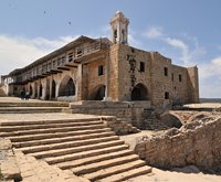 Власти Северного Кипра препятствуют проезду православных архиереев в их епархии