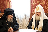 Святейший Патриарх Кирилл принял делегацию Иерусалимского Патриархата