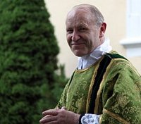 Глава германских католиков-традиционалистов надеется, что Общество св. Пия Х все же сумеет достичь консенсуса в диалоге с Ватиканом