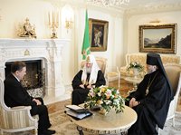 Святейший Патриарх Кирилл принял губернатора Курской области А.Н. Михайлова