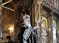 В Великий вторник Предстоятель Русской Церкви совершил Литургию Преждеосвященных Даров в Высоко-Петровском ставропигиальном монастыре