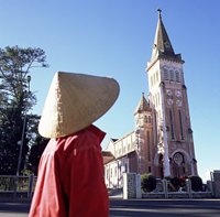 Вьетнамские власти запретили Пасхальные богослужения в одном из католических приходов