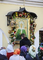 В день 60-летия преставления блаженной Матроны Московской Предстоятель Русской Церкви совершил Литургию в Покровском монастыре