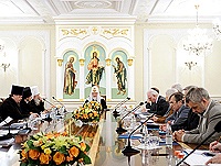 Святейший Патриарх Кирилл возглавил заседание Палаты попечителей Патриаршей литературной премии им. свв. равноапп. Кирилла и Мефодия