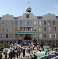 Святейший Патриарх Кирилл освятил здание Синода и духовно-культурного центра Митрополичьего округа в Казахстане
