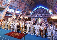 Святейший Патриарх Кирилл и Блаженнейший Архиепископ Хризостом совершили Божественную литургию в храме святого апостола Варнавы