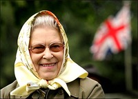 Впервые за 60 лет правления королева Елизавета II посетила католический храм Впервые за 60 лет правления королева Елизавета II посетила католический храм