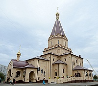 Предстоятель Русской Церкви освятил первый храм, возведенный в рамках «Программы-200» в Москве