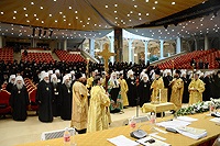 Освященный Архиерейский Собор Русской Православной Церкви завершил первый день работы