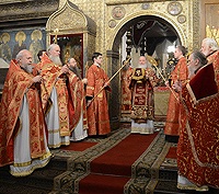 В день Собора новомучеников и исповедников Российских Предстоятель Русской Церкви совершил Литургию в Успенском соборе Московского Кремля
