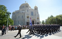 Предстоятели Иерусалимской и Русской Православных Церквей совершили освящение Никольского Морского собора в Кронштадте