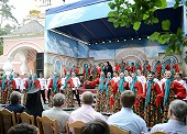 Предстоятель Русской Православной Церкви посетил традиционный детский праздник в Переделкине