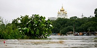 Группа московских волонтеров прибыла в Благовещенск для помощи пострадавшим от наводнения