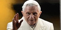 Бенедикт XVI обратился с письмом к итальянскому писателю-атеисту Одифредди