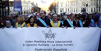 Впервые в истории испанские масоны вышли на демонстрацию