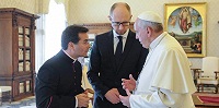 Папа Франциск принял Арсения Яценюка