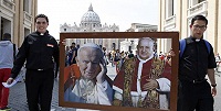 На церемонию канонизации понтификов в Рим прибыли около 800 тысяч паломников