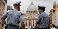 Мошенники предлагают простакам работу в Ватикане