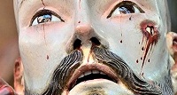 В Мексике у 300-летней статуи Христа нашли человеческие зубы