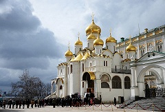 В праздник Благовещения Пресвятой Богородицы Предстоятель Русской Церкви совершил Литургию в Благовещенском соборе Московского Кремля