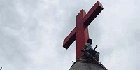 В Китае пастор приговорен к 14 годам тюрьмы за то, что воспротивился удалению креста с его церкви