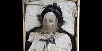 Плод в гробу шведского лютеранского епископа XVII века оказался его мертворожденным внуком