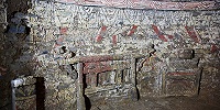 Гробницы XIV века, украшенные резным кирпичным декором и фресками, найдены в Китае