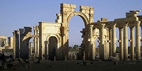 Начались работы по реставрации разрушенной боевиками «Исламского государства» Триумфальной арки в Пальмире
