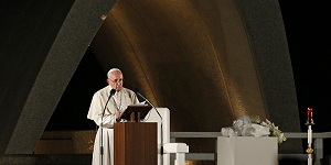 Папа Римский напомнил об «аморальности» ядерного оружия и возросшей опасности его применения