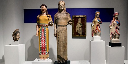 Выставка в Метрополитен-музее представит древнегреческие и римские скульптуры в их первозданном красочном цвете