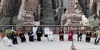 На межрелигиозном собрании «Зов о мире» в Колизее Папа призвал мир «очнуться от ядерного кошмара»