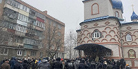 В Хмельницком рейдеры захватили храм УПЦ в честь Казанской иконы Богородицы