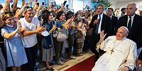 86-летний Папа Римский вернулся в Ватикан из больничного отпуска 7-16 июня