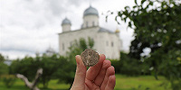 Печать архиепископа Новгородского Спиридона найдена в ходе раскопок на территории Юрьева монастыря