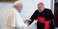 Папа Франциск встретился с кардиналом Бёрком на фоне споров о зарплате и квартире